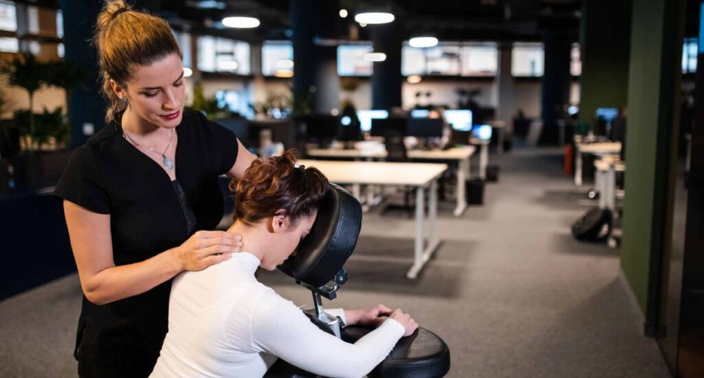 How much do Massage Therapists Earn in the UK? Image