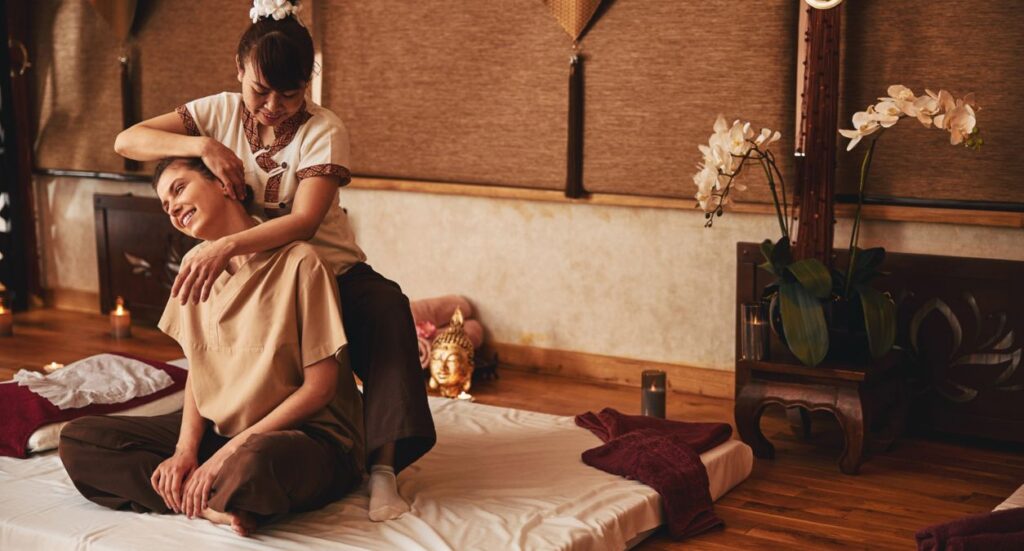How to become a massage therapist Image
