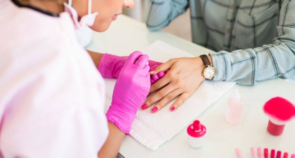How to become a nail technician Image