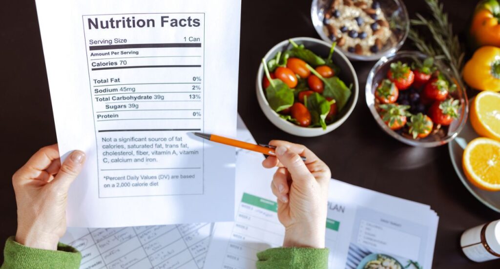 Can Personal Trainers Write Meal Plans for Their Clients? Image