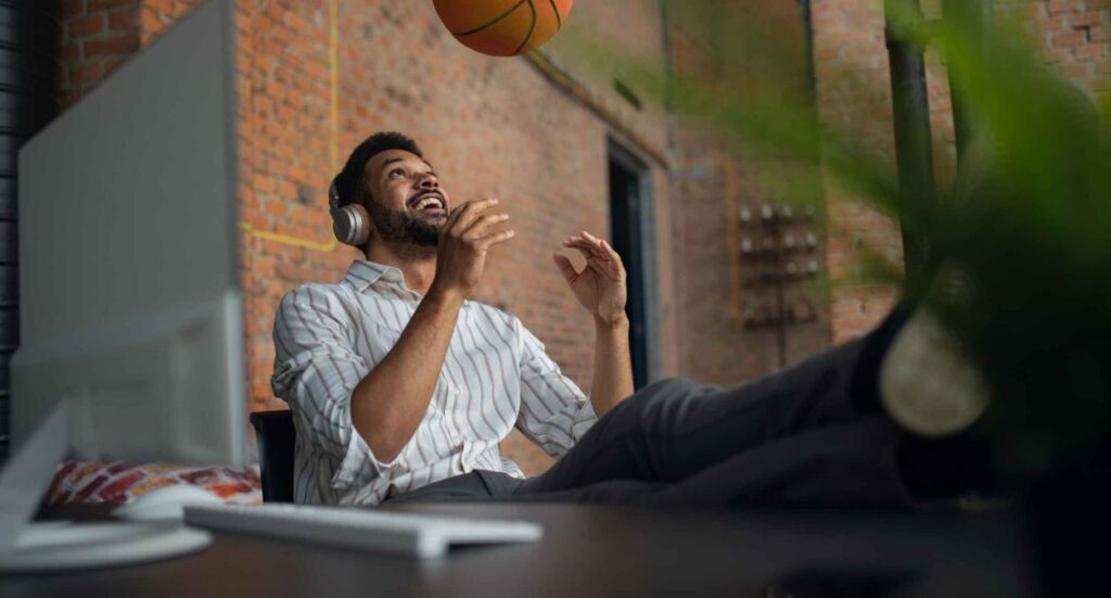 How To Write A Professional Business Plan For Your Sports Business Image