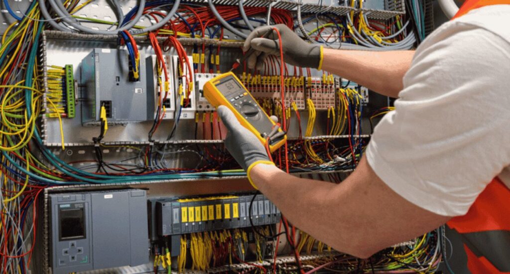 How to become an electrician in the UK Image