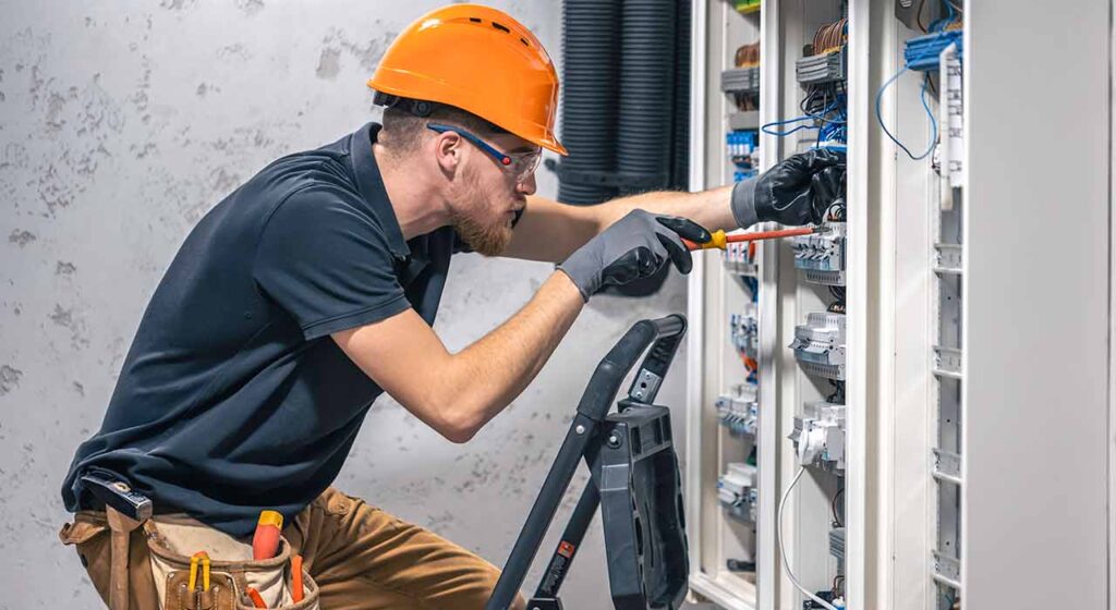 Electrician tools – What you need in your tool bag Image
