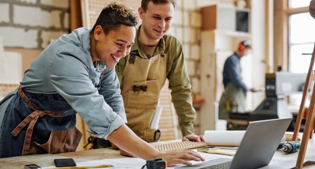 Low-cost marketing ideas for small businesses owners Image